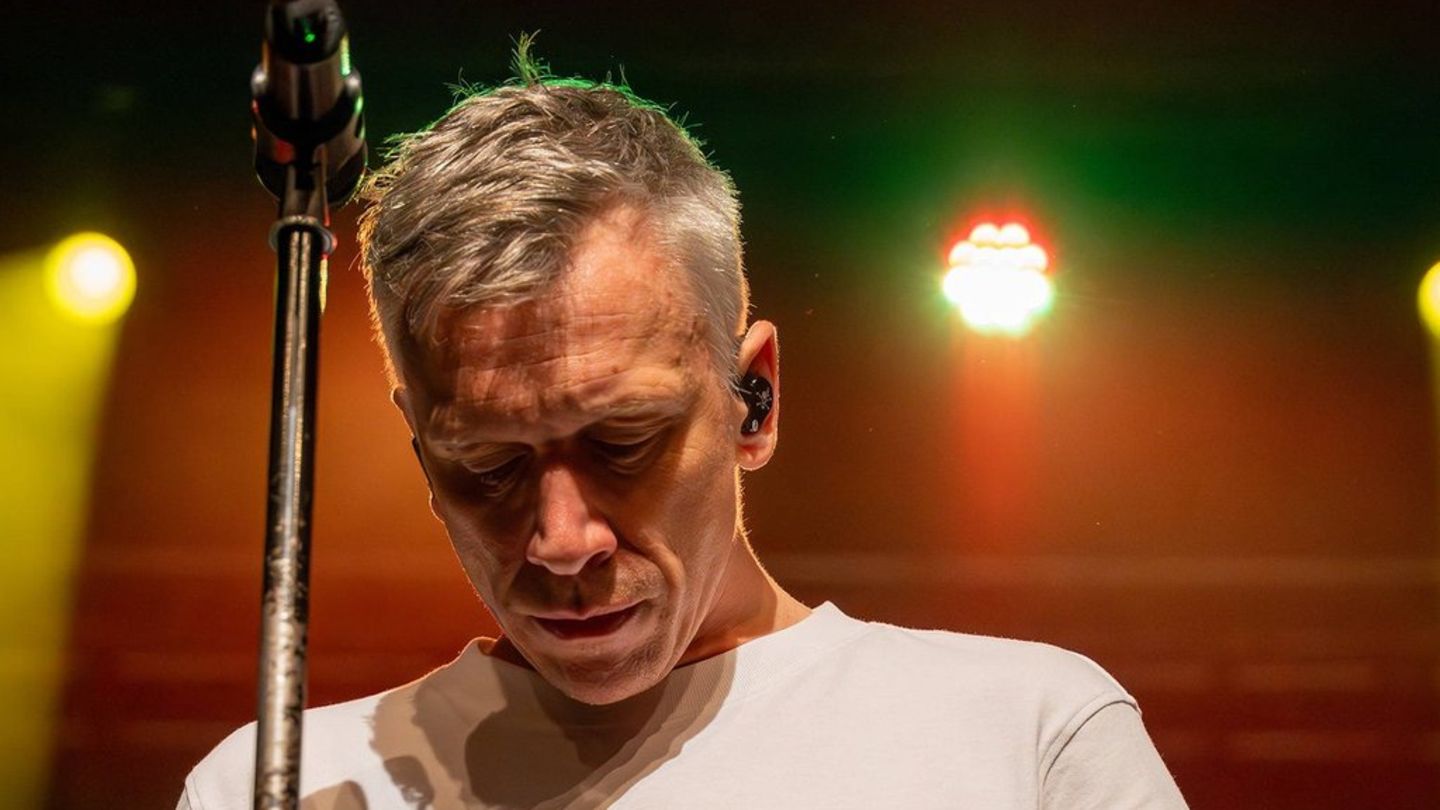 Kasalla otkazana koncert: Muzičari tuguju za člana tima