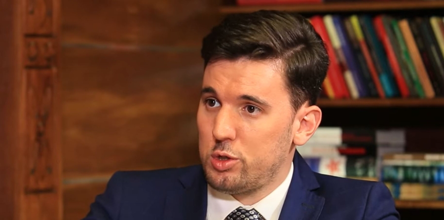 DANILO KALEZIĆ ZA ‘SB’: ‘Dodikovo  vrijeme je isteklo. On će sa vlasti otići na isti način na koji je srušena njegova prethodnica. Vučić je kupio ulaznicu kod Trumpa ali ga nije primio zbog…’