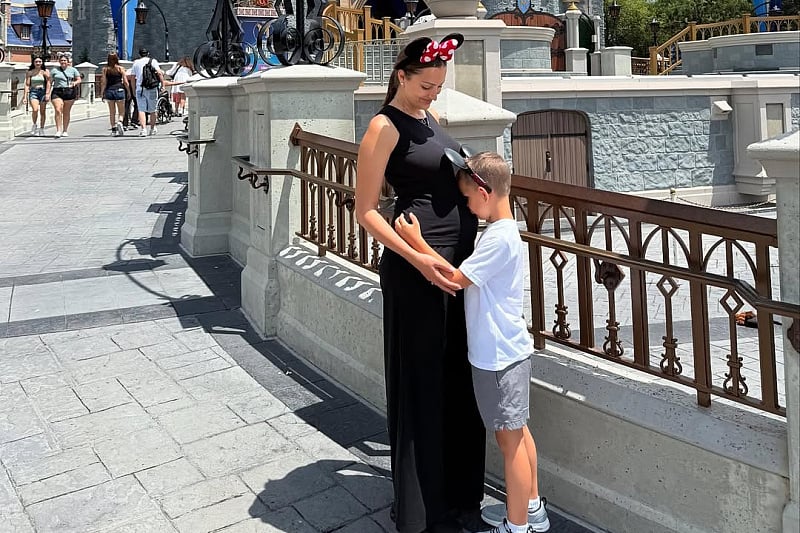 Aleksandra Prijović uživa u trudnoći, objavila fotografiju na kojoj se vidi trudnički stomak