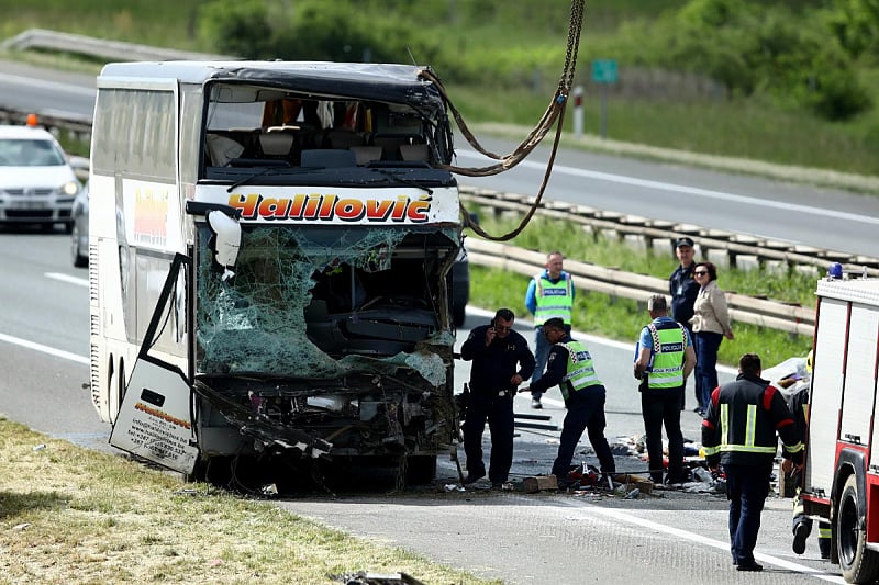Policija u Hrvatskoj uhapsila oba vozača zbog saobraćajne nesreće, u autobusu bio i sin vlasnika