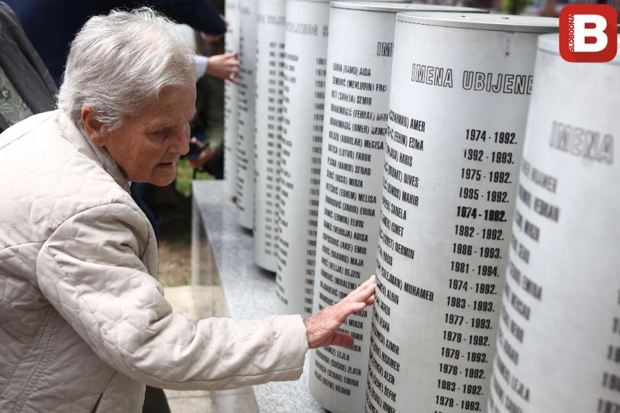 DANAS JE JEDAN OD NAJTUŽNIJIH DANA: Sarajevo se sjeća ubijene djece opkoljenog grada (FOTO)