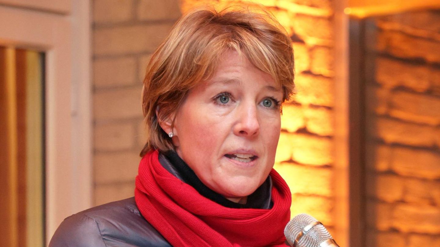 Christina Block: Christina blok gubi skrbništvo nad svojom djecom