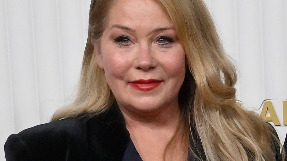 “Ne napuštajte kuću više”: Christina Applegate na MS bolesti