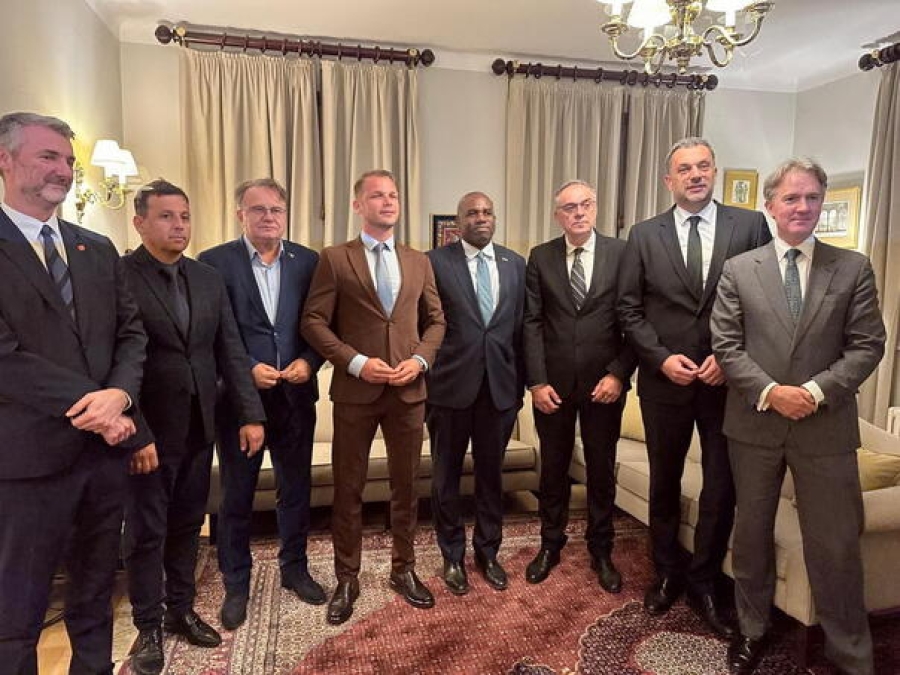 KONAKOVIĆ NAKON SASTANKA ŠEFA BRITANSKE DIPLOMATIJE SA LIDERIMA TROJKE I OPOZICIJE RS-a: ‘Britanija je na pravoj strani, HDZ ne bi trebao ostati na onoj s Dodikom’