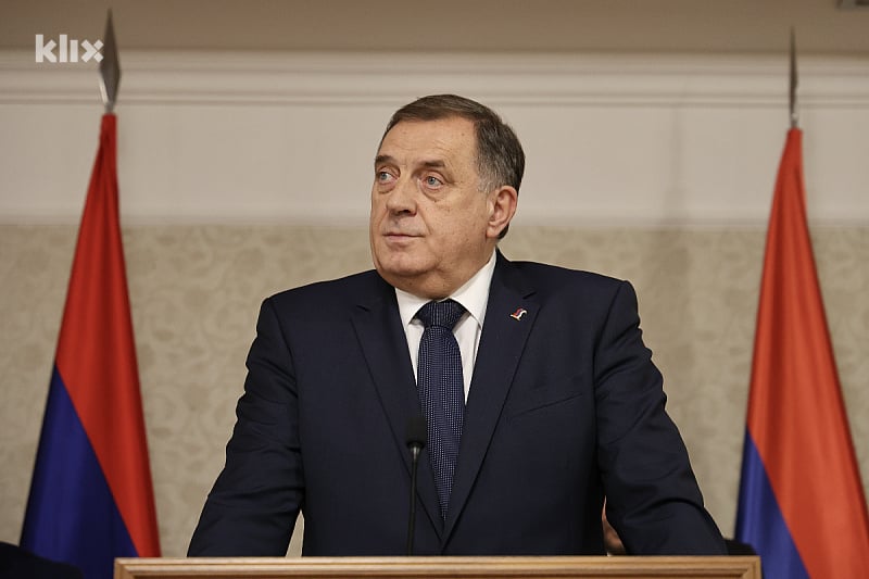 Dodik o sastanku dvije Trojke i britanskog ministra: “Kada sabereš dvije trojčice, dobiješ nulu”