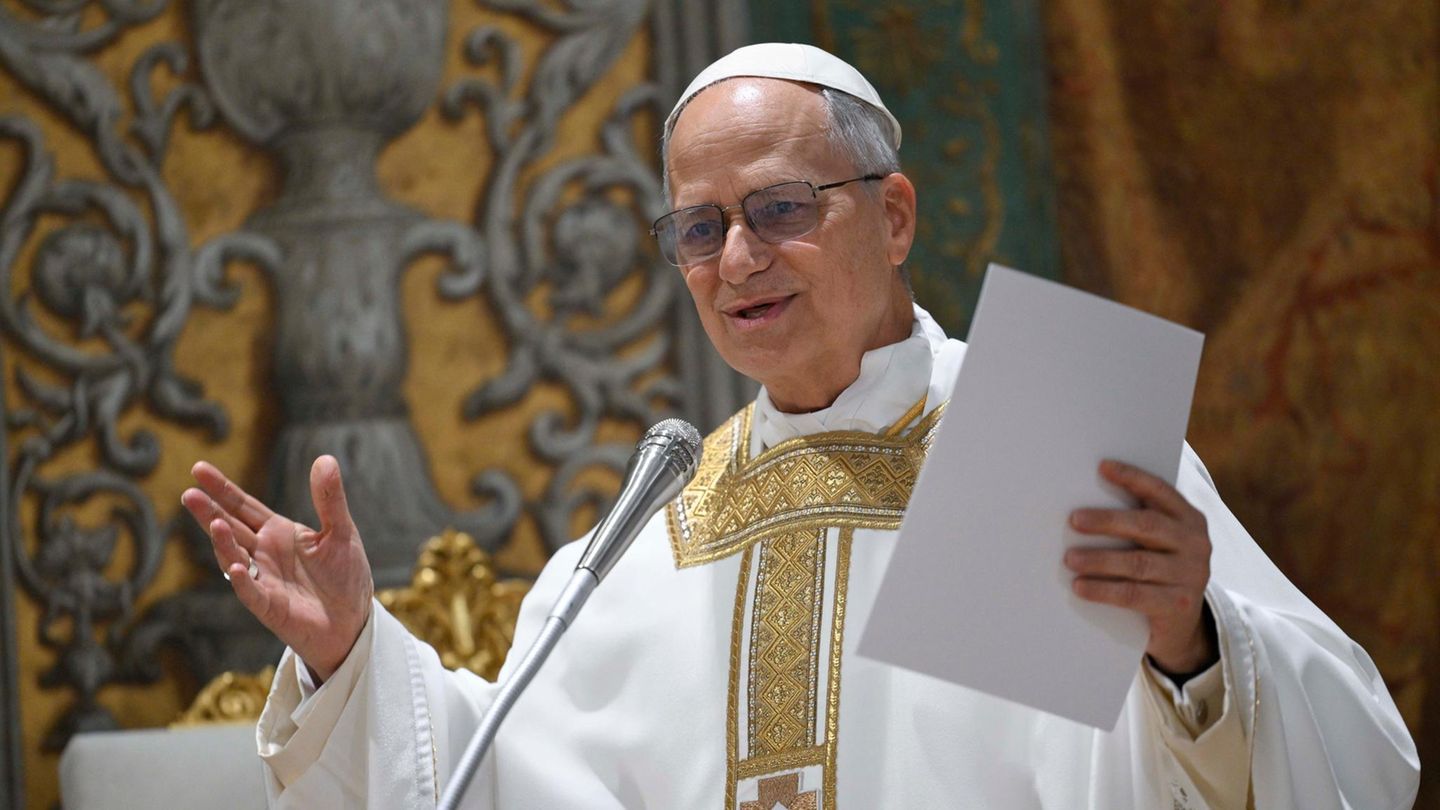 Pope Leo Xiv.: Ovako je prvi američki Pontifex privatni