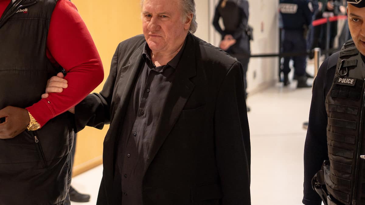 Seksualna prisila: Gérard Depardieu izgovora