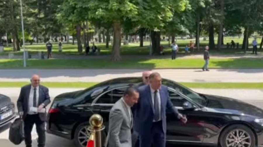 DOMAĆIN SAM ZA STOLOM: Dodik sazvao sastanak u Doboju, ali niko iz FBiH i opozicije nije došao