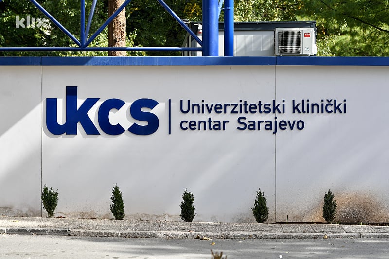 Glavna kapija KCUS-a sutra i prekosutra neće biti u funkciji zbog radova na zamjeni vodovodne mreže