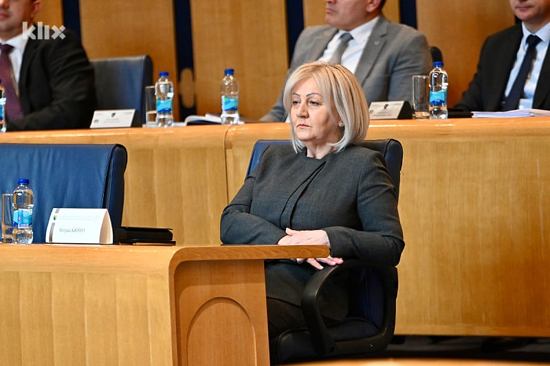 Parlamentarci su novom inicijativom otvorili vrata Schmidtu da odblokira imenovanje Vukanovića za ministra