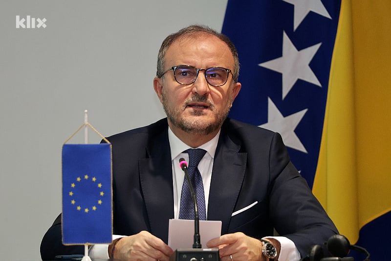 Soreca: U BiH očekuju da će neko iz Brisela doći i riješiti krizu, međunarodna supervizija će se morati gasiti