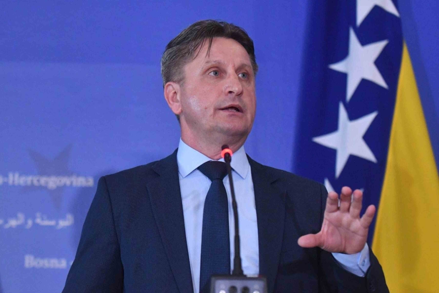 JASMIN EMRIĆ, DIREKTNO: ‘Upozoravamo Borjanu Krišto da izvrši svoju dužnost!’