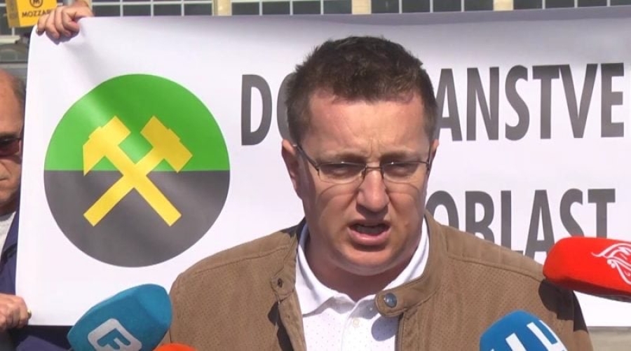 NAČELNIK BANOVIĆA PROUZROKOVAO SAOBRAĆAJNU NESREĆU: Pokušao se udaljiti sa lica mjesta, ali u tome su ga spriječili…