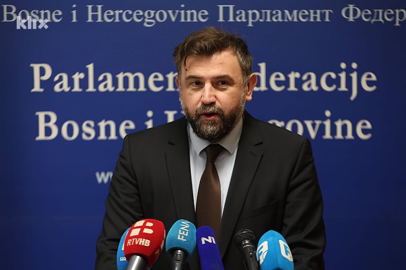 Gratz u parlamentarnu proceduru uputio prijedlog Zakona o sportskim dioničkim  društvima FBiH
