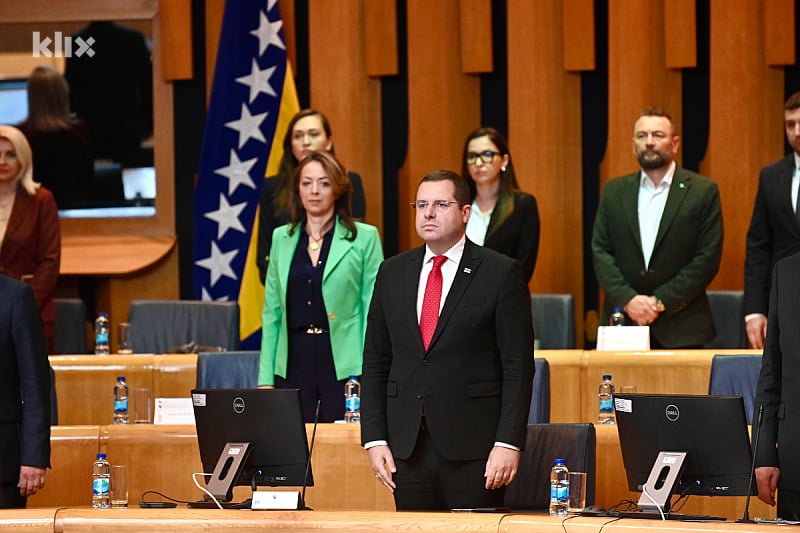 Delegati SNSD-a srušili kvorum napuštanjem sjednice, ni danas ništa od smjene njihovih kadrova