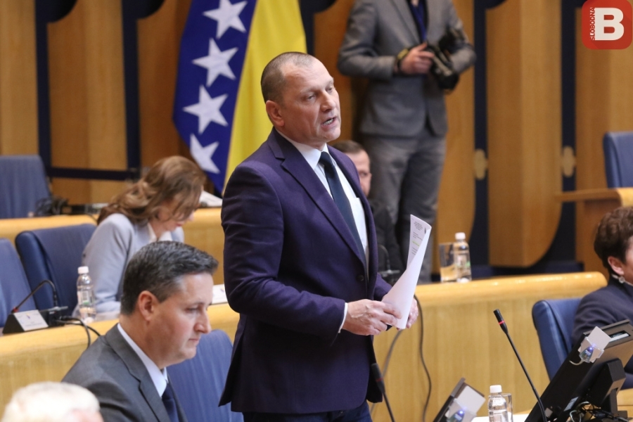 SAD I FORMALNO: Zlatko Miletić napustio stranku Za nove generacije