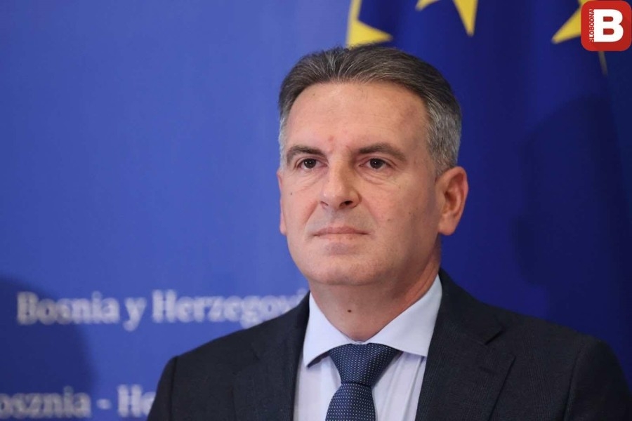 SMAJIĆ NIJE IZNENAĐEN TOKOM SJEDNICE: ‘Svi smo taoci onog što je Trojka uradila’
