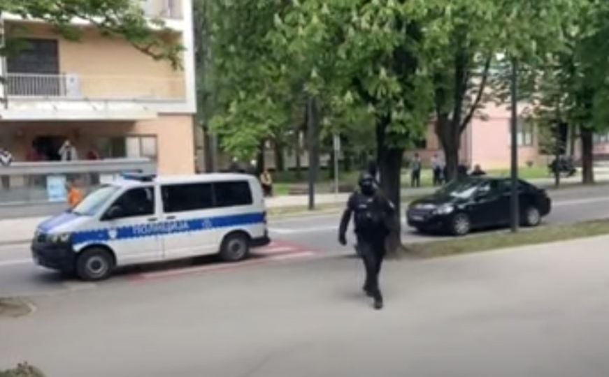 Policijska akcija u Prijedoru: Uhapšene tri osobe, evo šta je pronađeno u stanu