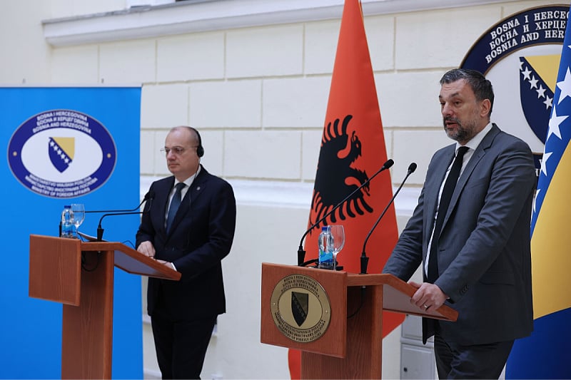Šef diplomatije Albanije u Sarajevu: Danas otvaranje ambasade, a radit će se i na direktnoj avioliniji
