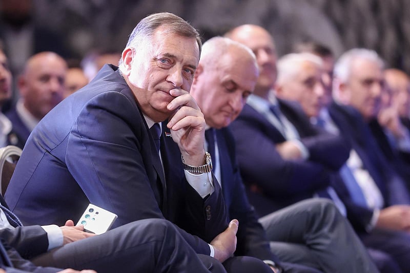 Zašto Dodik nudi Trumpu i drugima minerale: Centar svega i slamka spasa je državna imovina