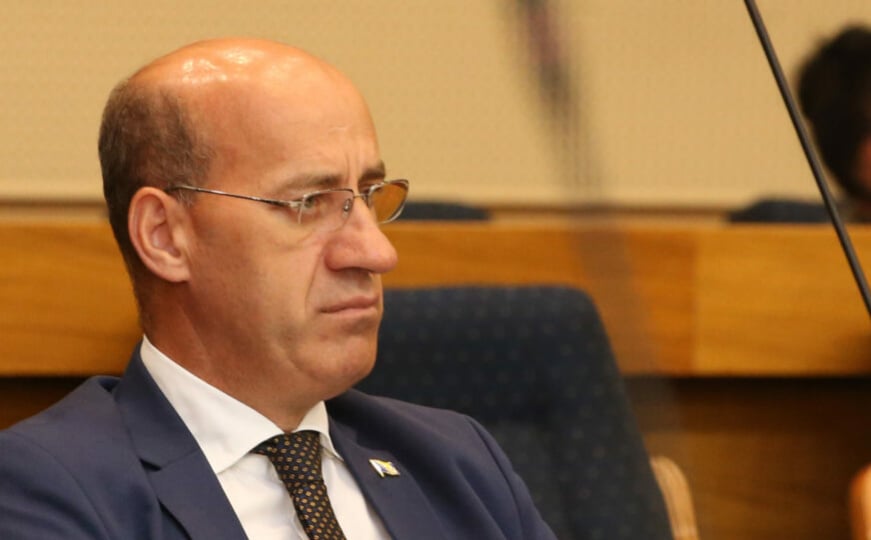 Ramiz Salkić poručio: ‘Dodik treba prestati sa negiranjem genocida, te suočiti narod sa istinom’