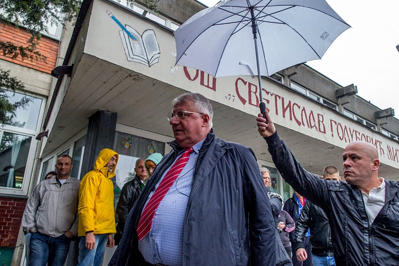 Međunarodni sud se “sjetio” ratnog zločinca Šešelja nakon što su Srbiji ustupili njegov predmet