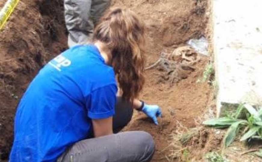 U Visokom identifikovani posmrtni ostaci 13 žrtava: Godinama su počivali pod tuđim imenom