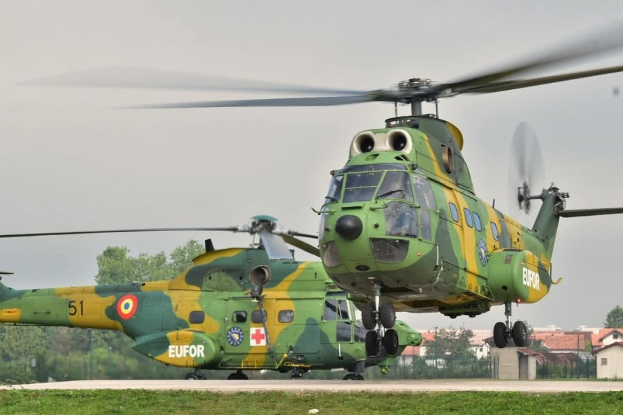 HELIKOPTERI U ZRAKU: Avijacijski odred Dacian Pumas II, koji djeluje u sklopu misije EUFOR-a u Bosni i Hercegovini, izvodi…