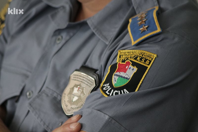Policijska potjera u Novom Travniku nakon pljačke vozila brze pošte, razbojnici pružali otpor policiji