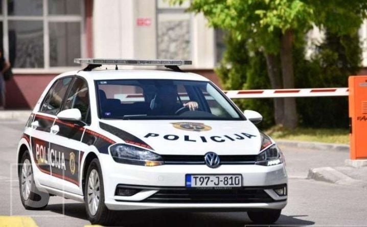 Vandalizam u Sarajevu: Muškarac uhapšen nakon što je lancem oštetio pet automobila
