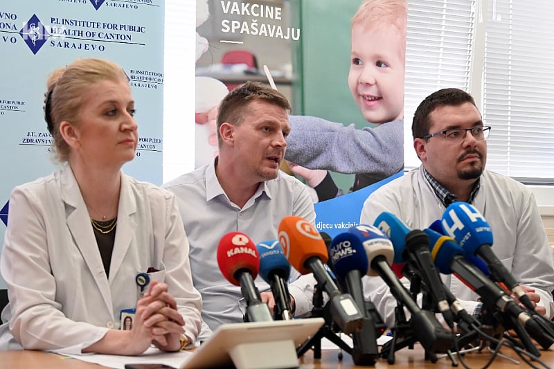 Ljekari iz Zavoda pozvali građane da ostanu smireni: Zaraza ne dolazi iz vode, mjere će dati rezultat