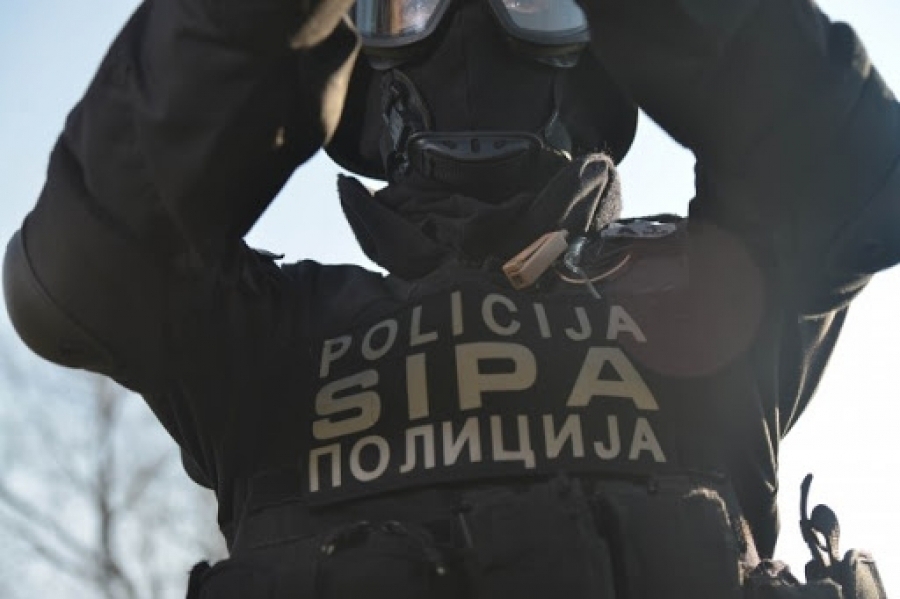 U TOKU JE VELIKA POLICIJSKA AKCIJA ŠIROM BOSNE I HERCEGOVINE: Pripadnici SIPA-e uz pomoć MUP-a RS i kantonalnih MUP-ova djeluju u Banjoj Luci, Mostaru, Bijeljini, Zenici…