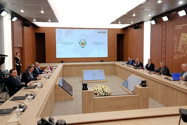 Dodik se sastao sa Šojguom: “Rusija prati situaciju u RS-u, vjeruje da možemo prevazići probleme”