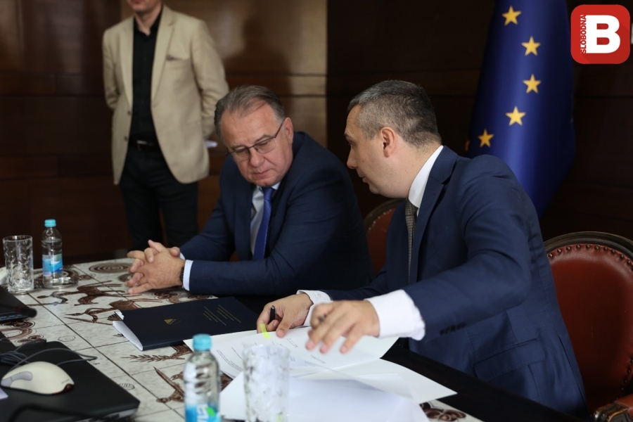 ‘SB’ PATROLA: Vlada FBiH osigurala više od 4,8 miliona KM za pomoć domaćinstvima i infrastrukturi pogođenim poplavama (FOTO)
