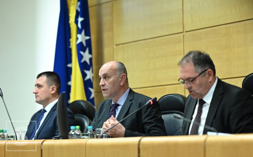 Odgođena zbog zmije u sali: Danas sjednica Doma naroda Parlamenta FBiH, ovo su tačke dnevnog reda