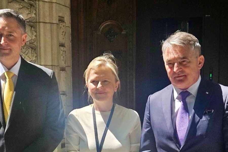 VAŽAN SUSRET U LONDONU: Komšić i Denis Bećirović razgovarali sa baronesom Arminkom Helić