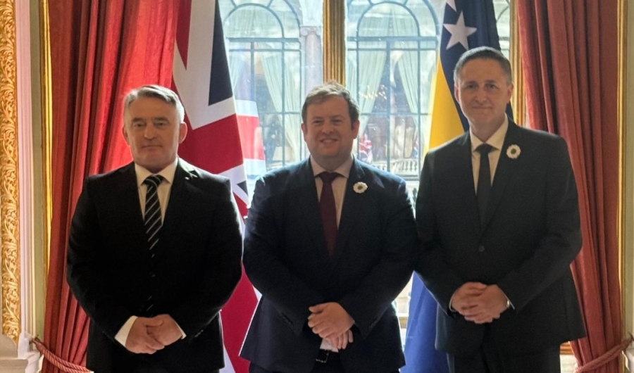 BEĆIROVIĆ I KOMŠIĆ U LONDONU: Upozorili na napade na ustavni poredak BiH