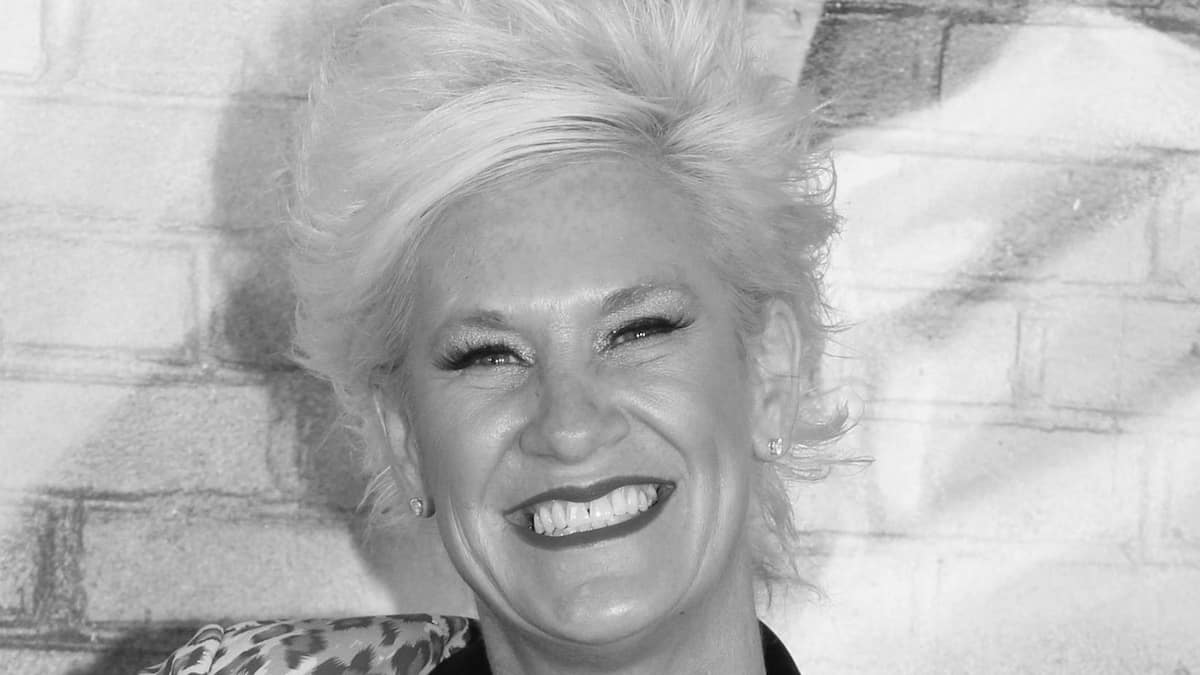 TV Cook Anne Burrell umrla je u dobi od 55 godina