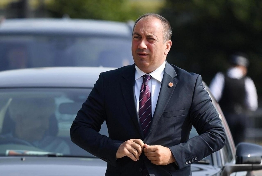 CRNADAK PROZVAO VIŠKOVIĆA DA OBJAVI DETALJE O SRPSKA OPENU: Tvrdi da se porodica Željke Cvijanović obogatila radeći na ovom projektu