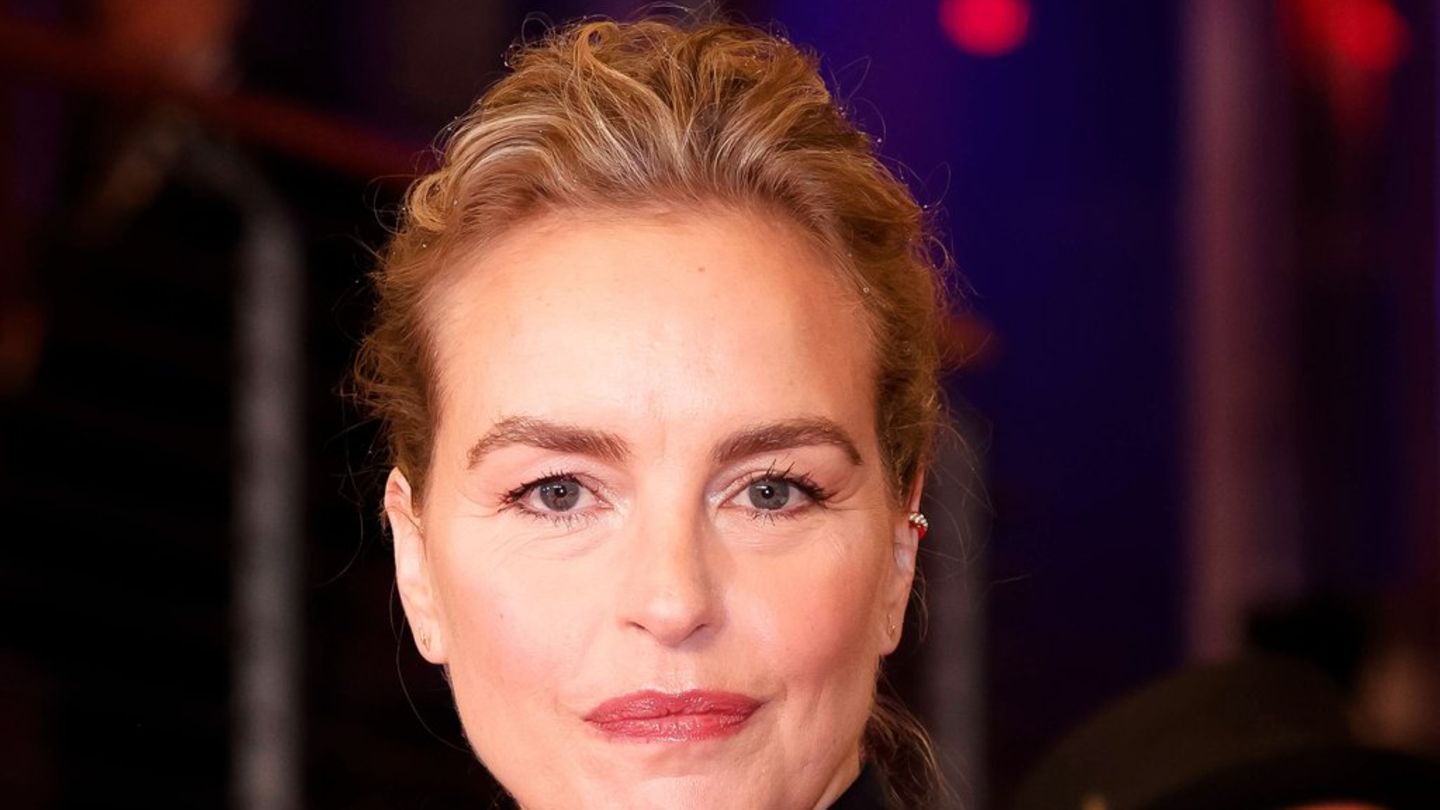 Intervju s Nina Hoss o “Zikaden”: “Šta je u tome što vi visite nalik životu?”