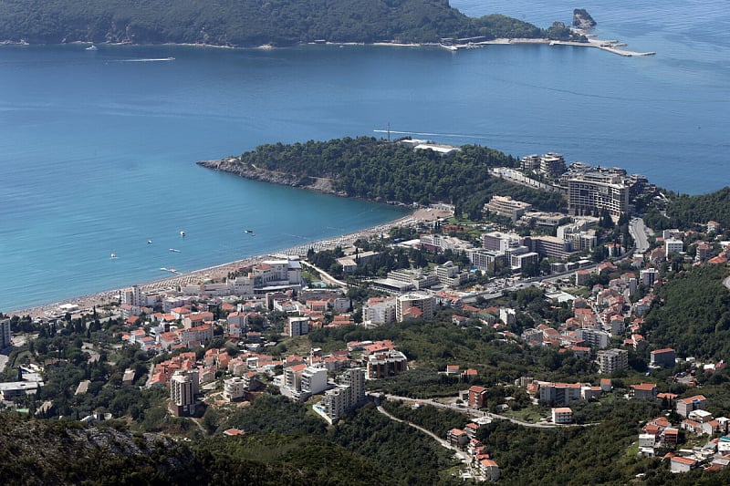 U Budvi uhapšen državljanin Bosne i Hercegovine po potjernici Interpola u Sarajevu