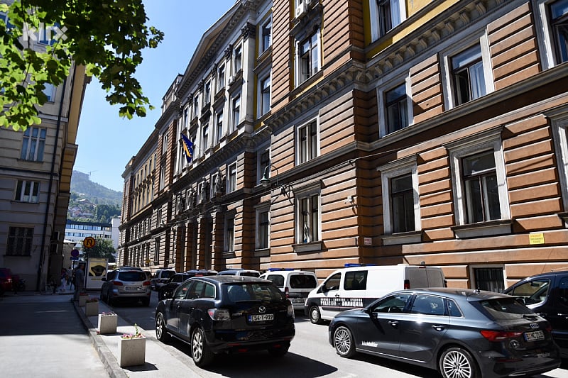 Određen jednomjesečni pritvor Ajni Đukić, osumnjičenoj za ubistvo majke u Sarajevu
