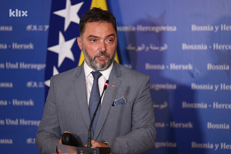 Košarac se uključio u raspravu o SDS-u, potencijalno novo rukovodstvo opisao kao “Bh. fanatikose”