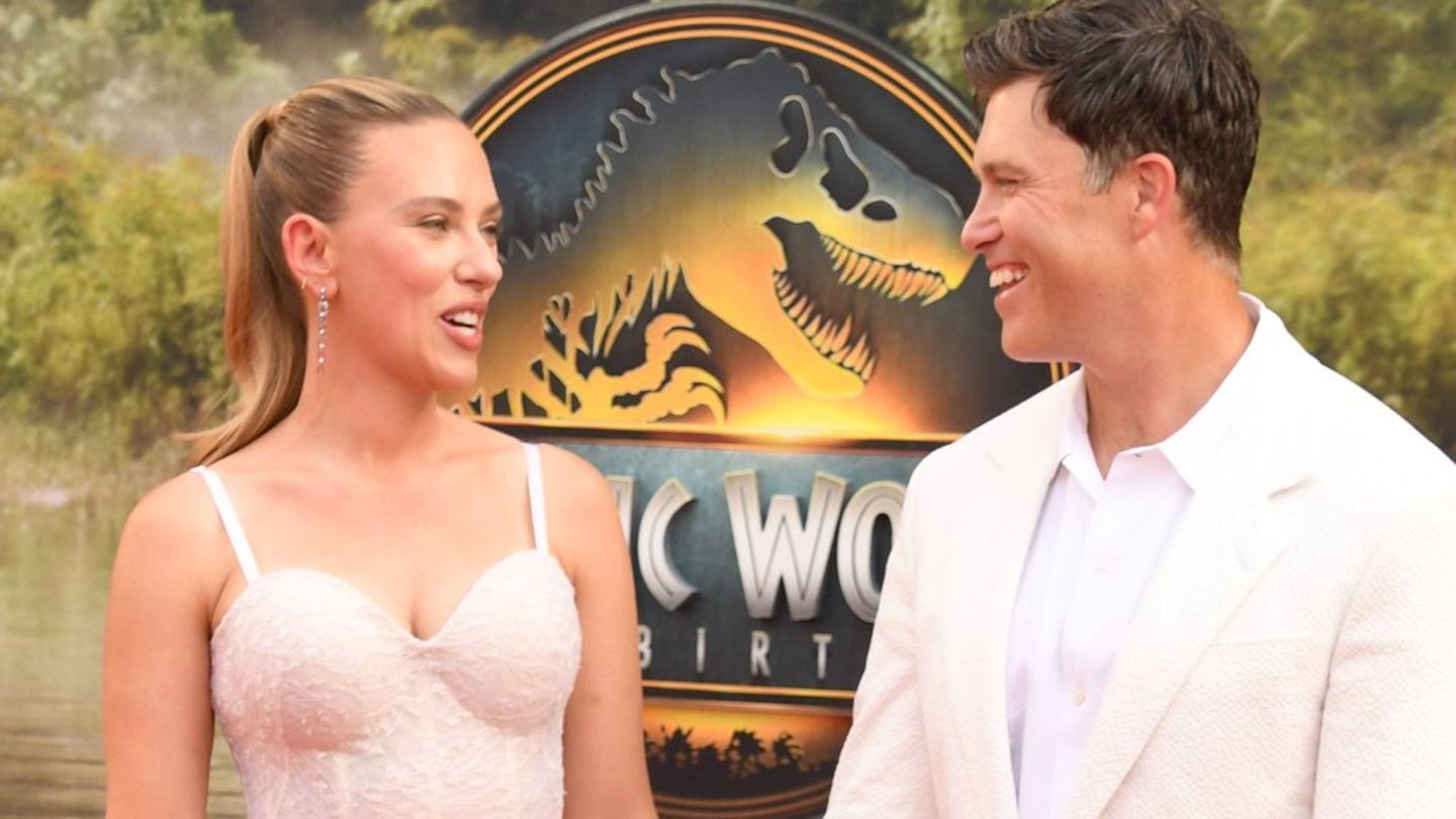 Scarlett Johansson i Colin Jost: Partner traži premijeru “Jurassic World”