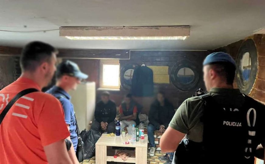 Policijska akcija u Starom Gradu: Pronađeno 45 ilegalni migranata u privatnim objektima