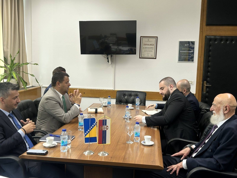 HURTIĆ I ZUKORLIĆ O VOJNOM ROKU U SRBIJI: Šta to znači za bh. građane s dvojnim državljanstvom?