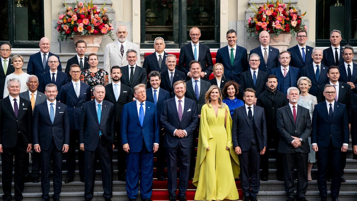 Kralj Willem-Alexander, Trump i Co. Pozing za grupnu fotografiju