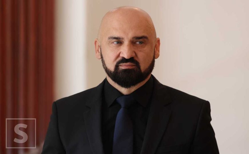 Isak: “Vrijeme je da prestanemo sa sabur-politikom, Bošnjaci su danas najugroženiji narod u BiH”