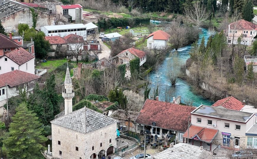 Bošnjaci Stoca dižu glas i izlaze na ulice: “Nećemo više ćutati! Nećemo biti građani drugog reda!”