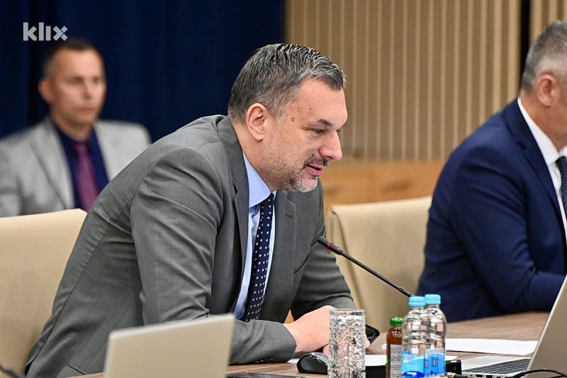 Konaković traži ostavku Kovačevića: “Nanio je štetu državi, ko su eksperti koji su ga vodili kroz proces?”